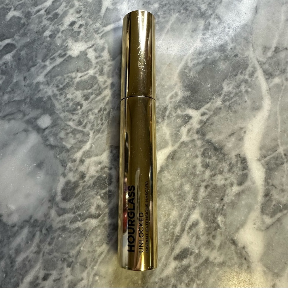 Hourglass Unlocked Instant Extensions Mascara Ultra Black